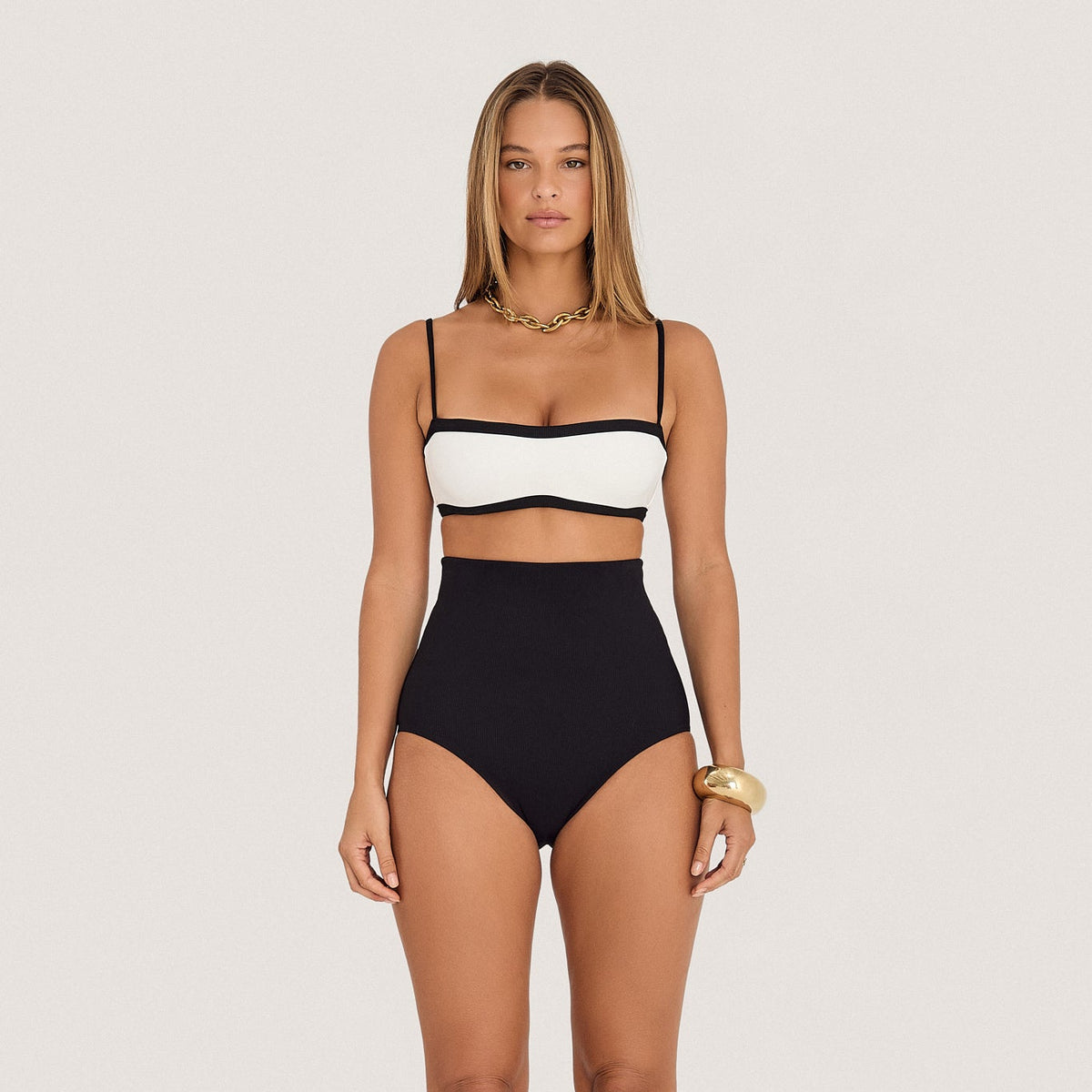 Sky High / Bikini bottoms / Black rib