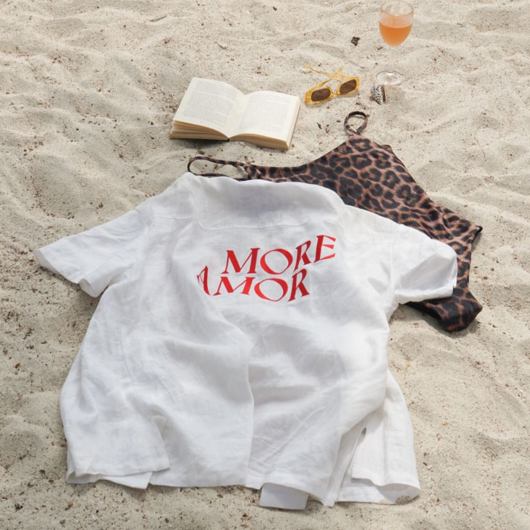 Words Of Wisdom / Linen beach shirt / More Amor